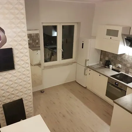 Apartamencik Z Ogrodkiem 公寓 格丁尼亚