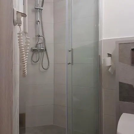Apartamencik Z Ogrodkiem